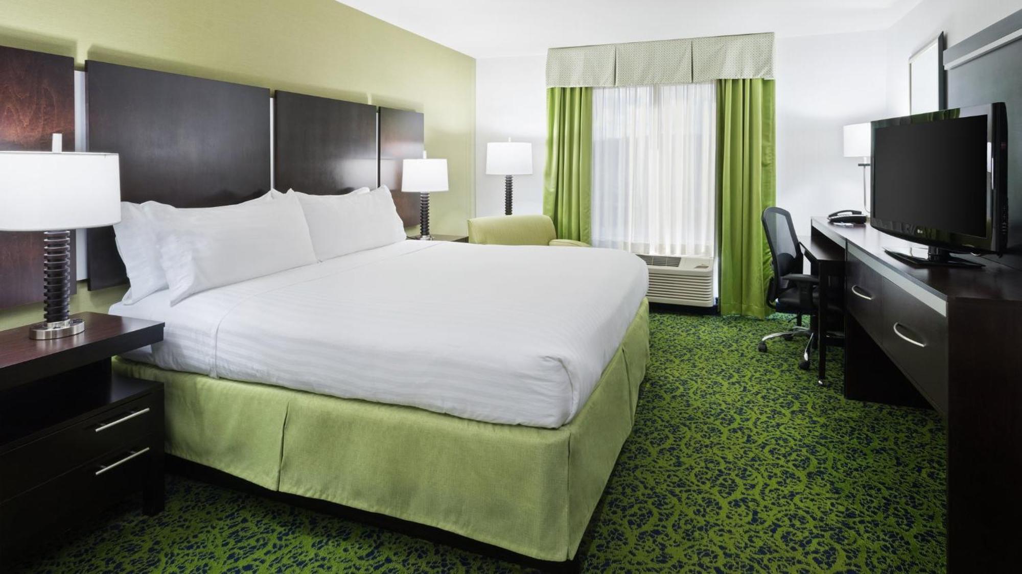 Holiday Inn Express And Suites Stroudsburg-Poconos By Ihg Exterior photo